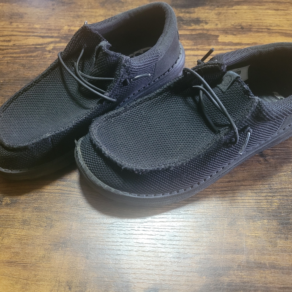 Hey Dude Kids Black Loafers Size 5